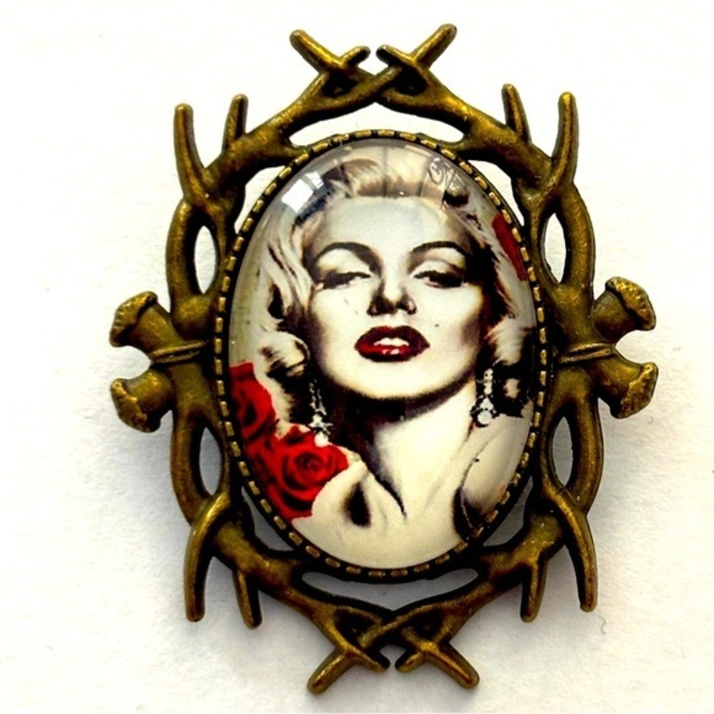 Marilyn Monroe Brooch, Retro Style, Victorian Look, NWT, Handmade